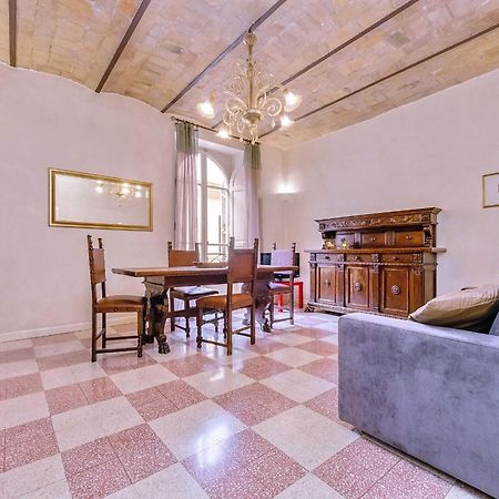 Апартаменты Borgo Vittorio Рим Экстерьер фото