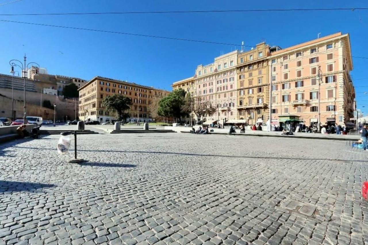 Апартаменты Borgo Vittorio Рим Экстерьер фото
